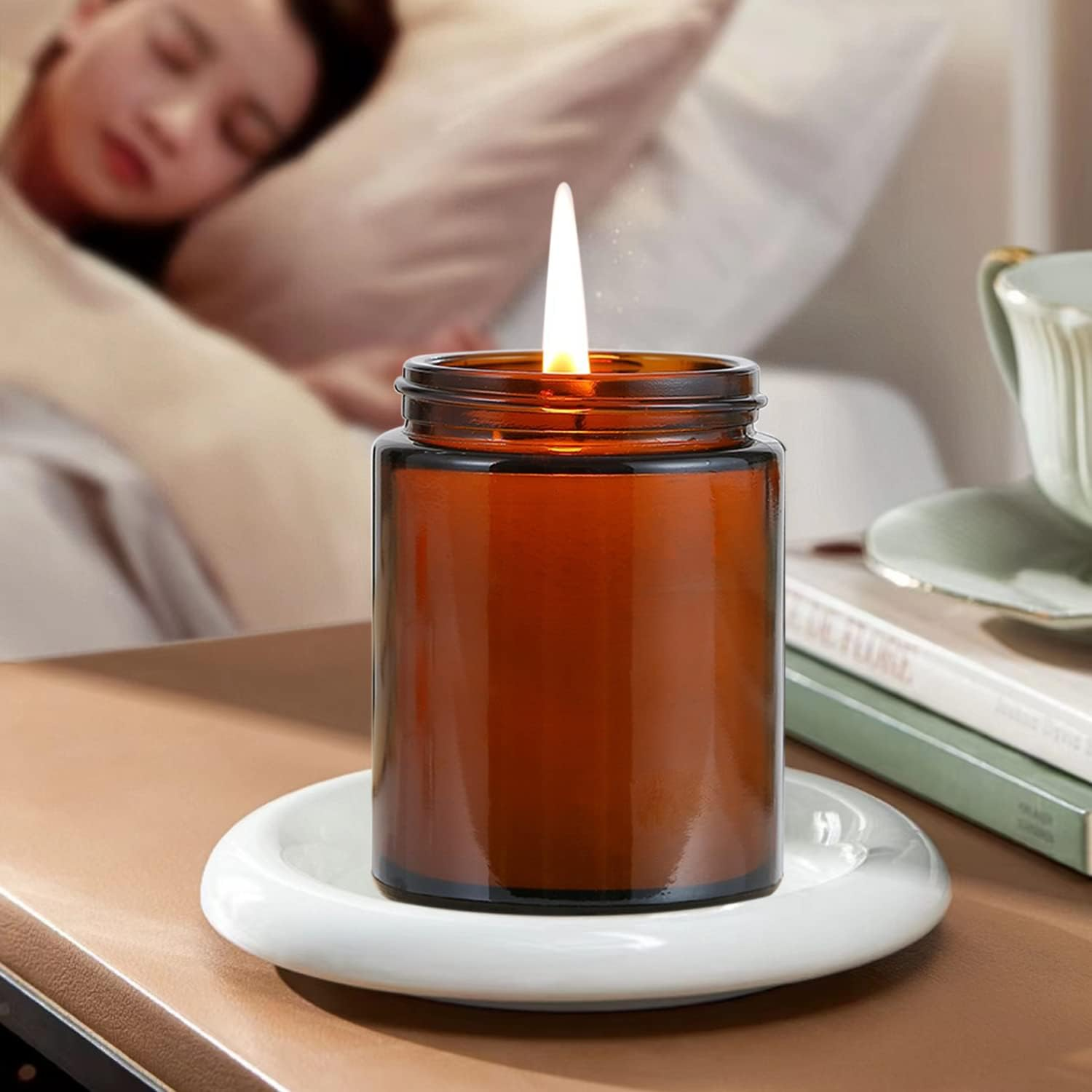 Wholesale High Quality Empty Round Glass Cosmetic Bottles 6oz 8oz 200ml Lightproof Storage  Amber Jar With Lid