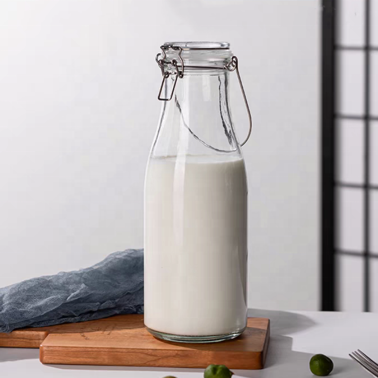 Large Swing Top Glass Storage Bottles 1000ml 2000ml Juice Milk Beverage Glass Bottles With Clip Clamp Lid