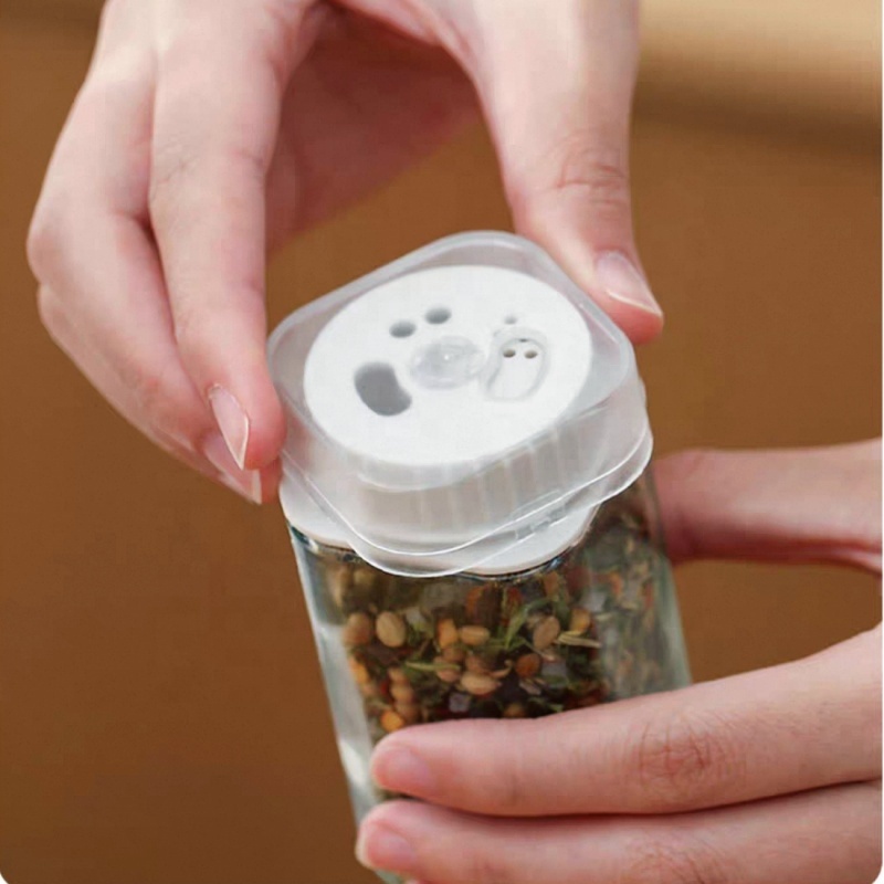 4oz 120ml Empty Small Fridge Magnetic Square Spice Dispenser Jars Seasoning Bottles Containers Salt Shaker for Spices