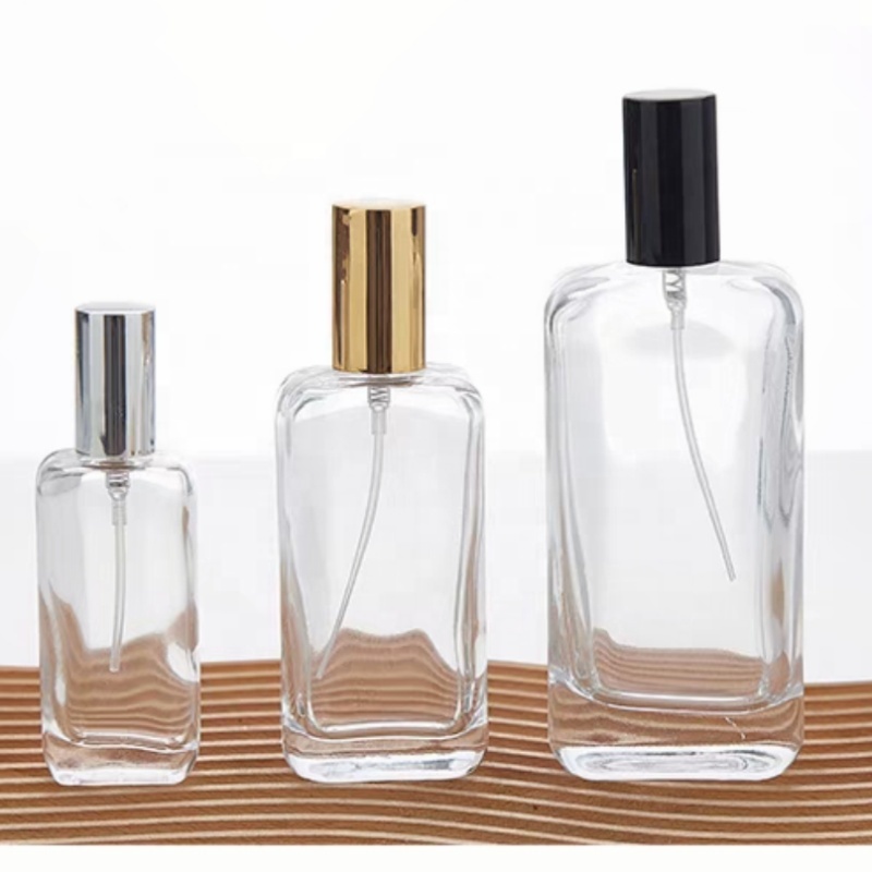 Luxury Empty Room Fragrance Spray Bottle 30ml 50ml 100ml Frosted White Glass Spray Bottle With Gold Fine Mist Cap