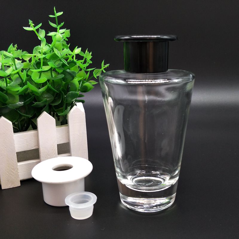 Wholesale Luxury Reed Diffuser Home Oil Fragrance Glass Jars Scented Candle Gift Set