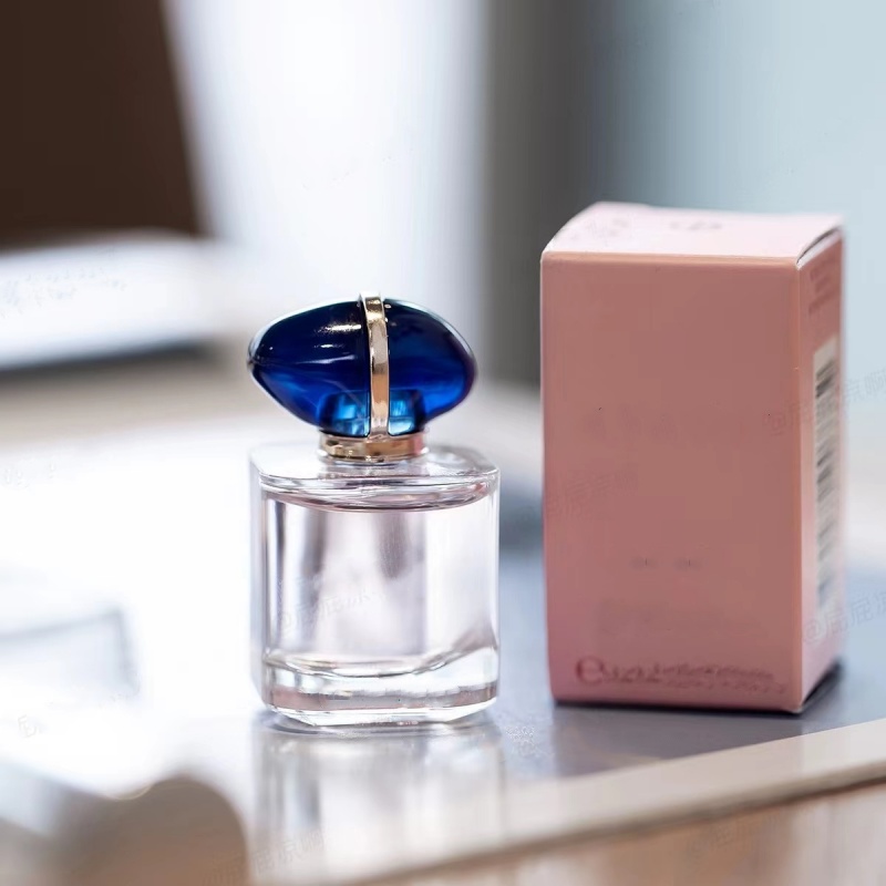 Manufacturer 30ml 50ml 100ml Perfume Bottles Clear Vintage Style Empty Glass Bottles Luxury