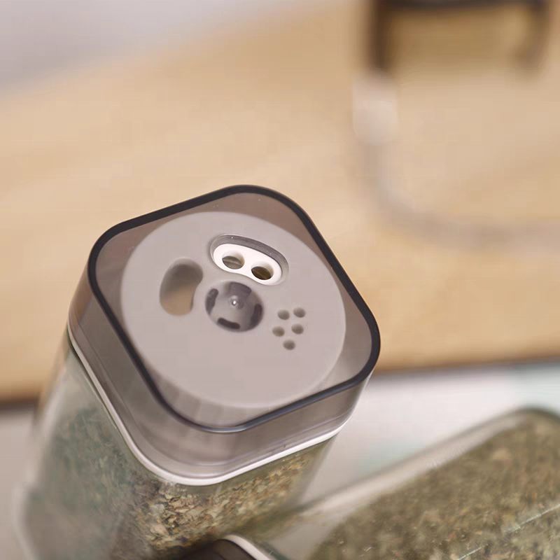 4oz 120ml Empty Small Fridge Magnetic Square Spice Dispenser Jars Seasoning Bottles Containers Salt Shaker for Spices