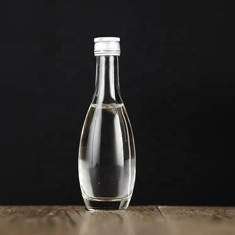 50ml Mini Glass Liquor Bottles with Lids Clear Small Wine Bottles for Alcohol Vodka Whiskey Hot Sauce Bottles