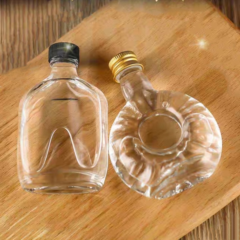 Empty Vodka Sprits Manufacturer 50ml 100ml 200ml 250ml Glass Bottles for Maple Syrup