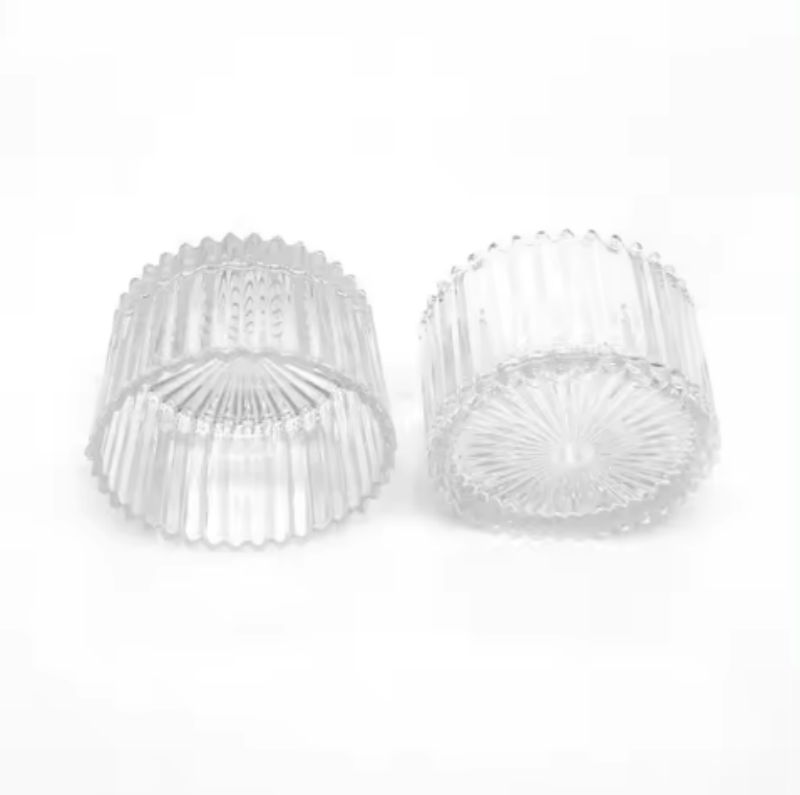 Factory Direct Sales Wholesale Price of Exquisite Retro Transparent Crystal Glass Candy Jar and Cups With Lid