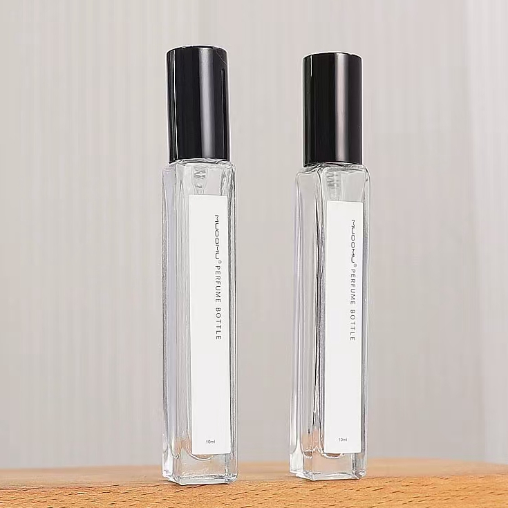 Hot Sale 5ml 10ml 30ml square Shape clear Frosted Room Spray Glass Perfume Bottle With Golden Spray Pump Cap