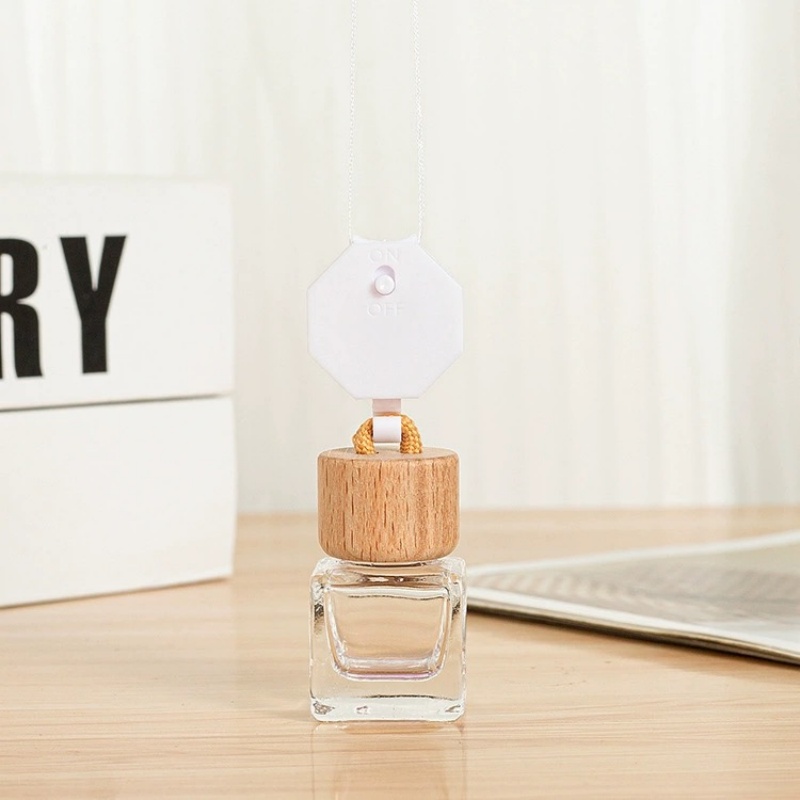 Manufacturers Direct Sales Easy Pull Car Hanging Decoration Aromatherapy Perfume Pendant Accessories Car Perfume Bottle