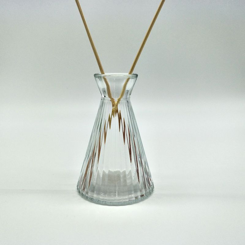 Luxurious Handmade Double Wall Cone Shape Clear Glass Reed Diffuser Bottle Fragrance Diffuser Jar With Ball Lid