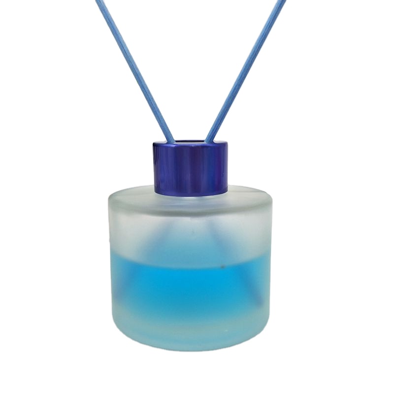 Wholesale 200ml Matte Clear Diffusion Glass Bottles Square Round Home Decoration Fragrance Reed Diffuser Rattan Oils Packaging