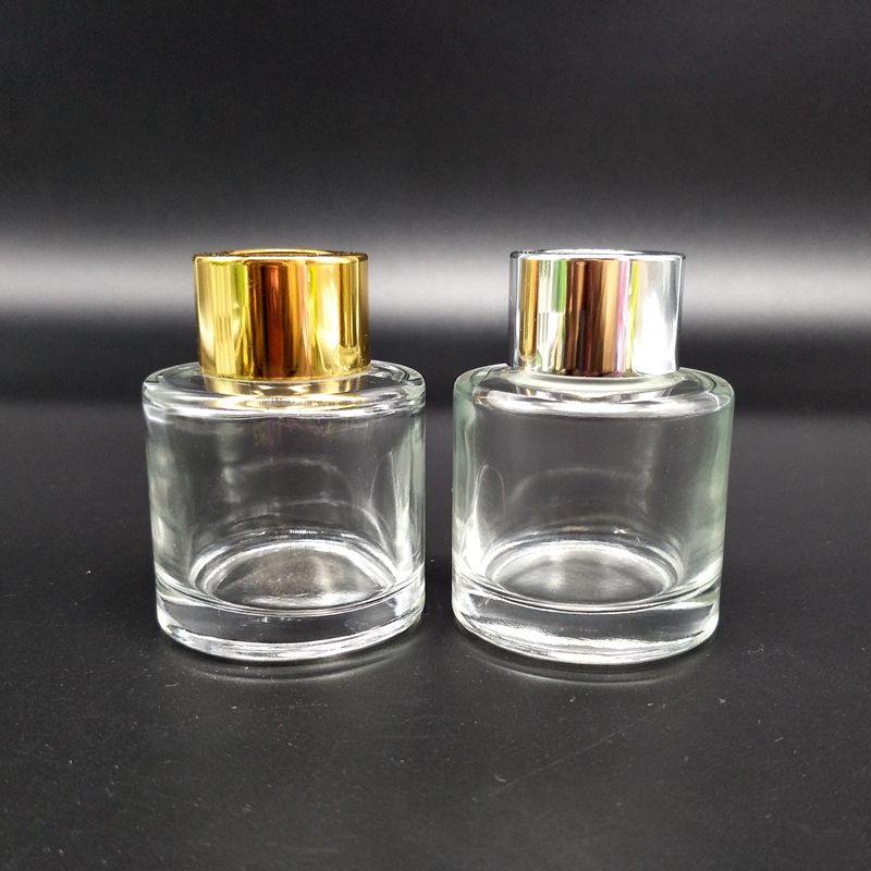 Wholesale 50Ml 100Ml 150Ml 200Ml Glass Reed Diffuser Bottle With Gold Cap Luxury Empty Glass Stick Bottle for Aroma Oil Diffuser