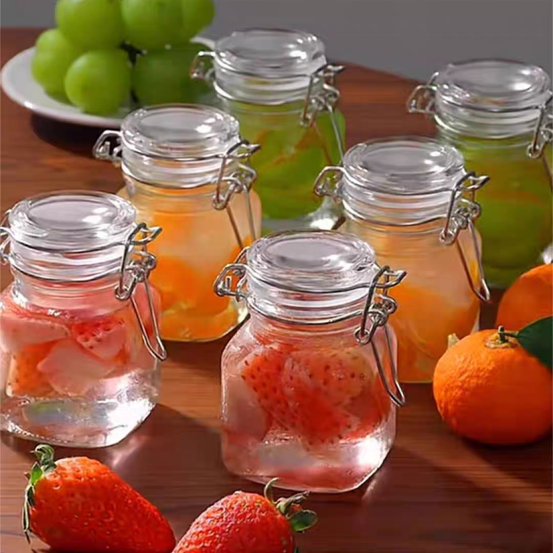 Round Food Container 90ml 100ml Air Seal Glass Airtight Kilner Jar With Metal Lock