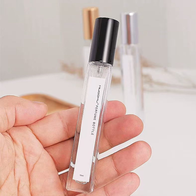 Hot Sale 5ml 10ml 30ml square Shape clear Frosted Room Spray Glass Perfume Bottle With Golden Spray Pump Cap