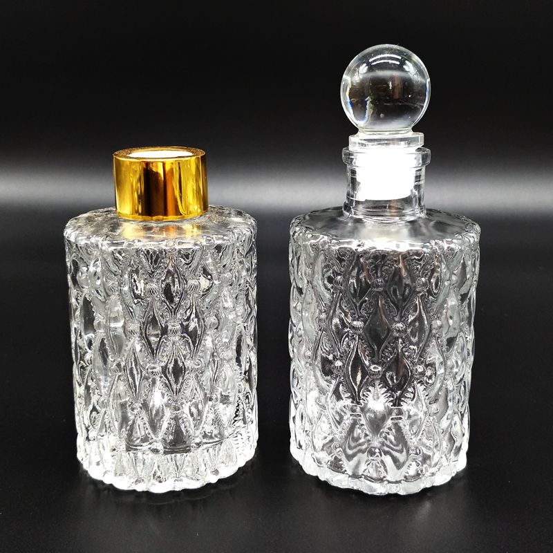 Wholesale Luxury Reed Diffuser Home Oil Fragrance Glass Jars Scented Candle Gift Set