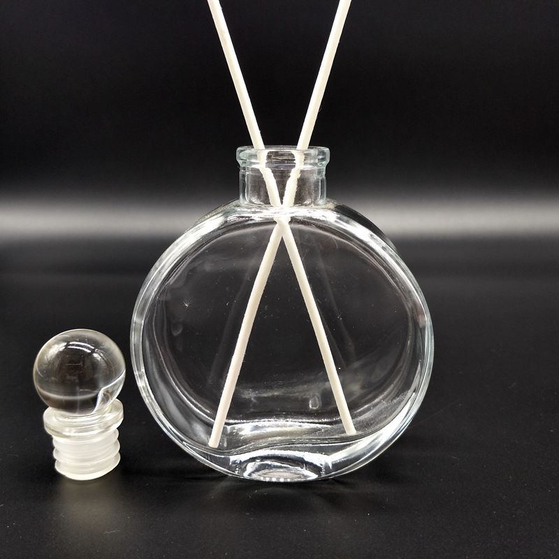 Hot Sale Empty Round Aroma Reed Diffuser Bottle 200ml Capacity in Black or Clear Aluminum Cap Material for Oil Packaging