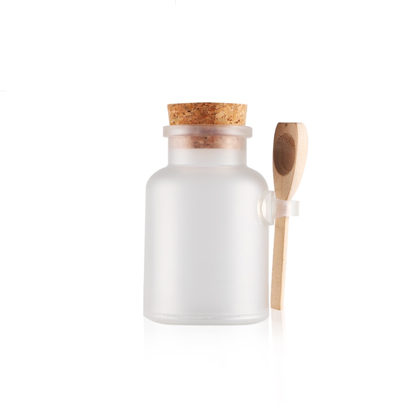 Hot Selling 100ml 200ml 300ml 500ml Toner Liquid Jar Clear Frosted Bath Salt Bottle With Cork for Personal Care Packaging