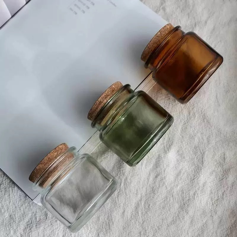 Wholesale 100ml Mini Glass Scented Candle Cup Candlestick Amber Transparent Candle Jar With Wooden Stopper