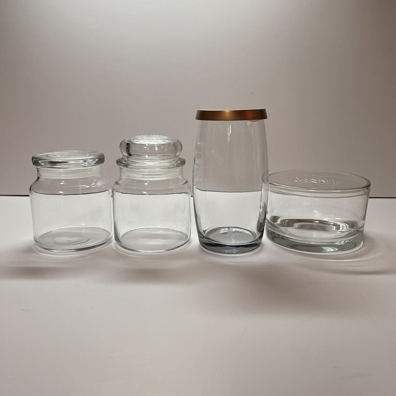 Hot Sales Clear Small Cylinder Modern Glass Candle Jar Food Storage Container Apothecary Bottles With Glass Bubble Lid