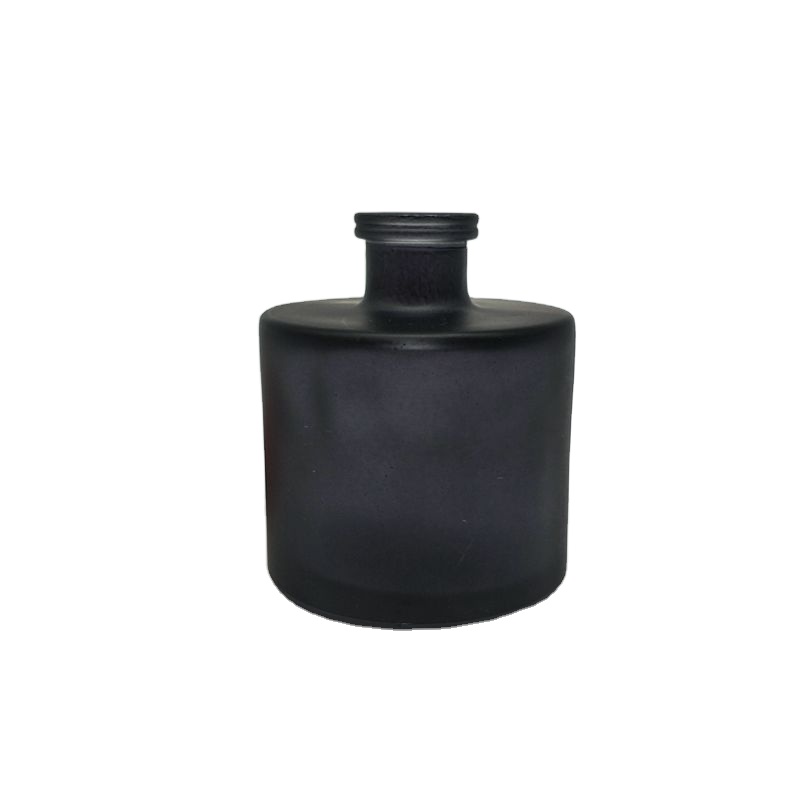 Wholesale Empty Glass Bottle Diffuser Black Reed Diffuser Bottle 50ml 150ml 200ml Luxury Round Aroma Diffuser Bottle