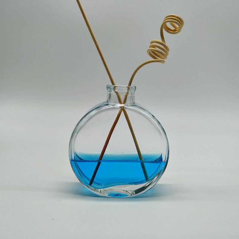 Hot Sale Empty Round Aroma Reed Diffuser Bottle 200ml Capacity in Black or Clear Aluminum Cap Material for Oil Packaging